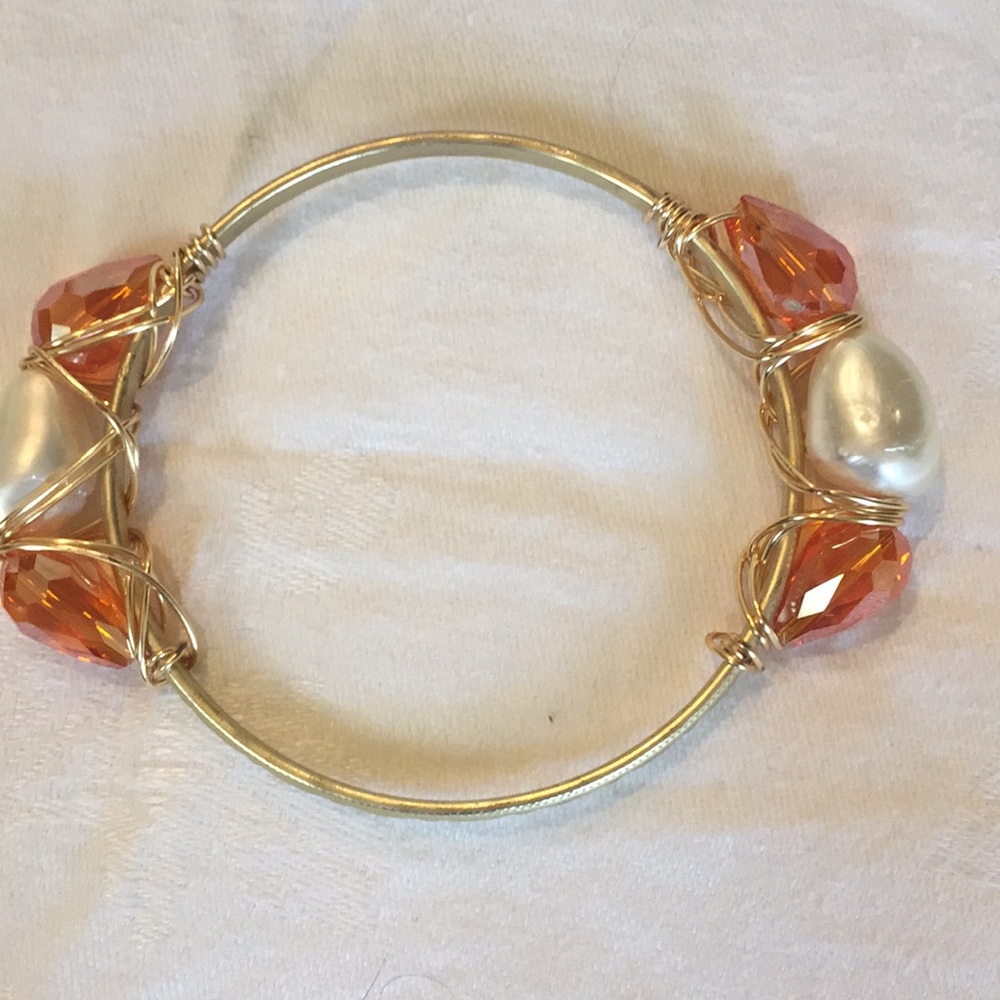 Bracelets - Picture 6 of 8